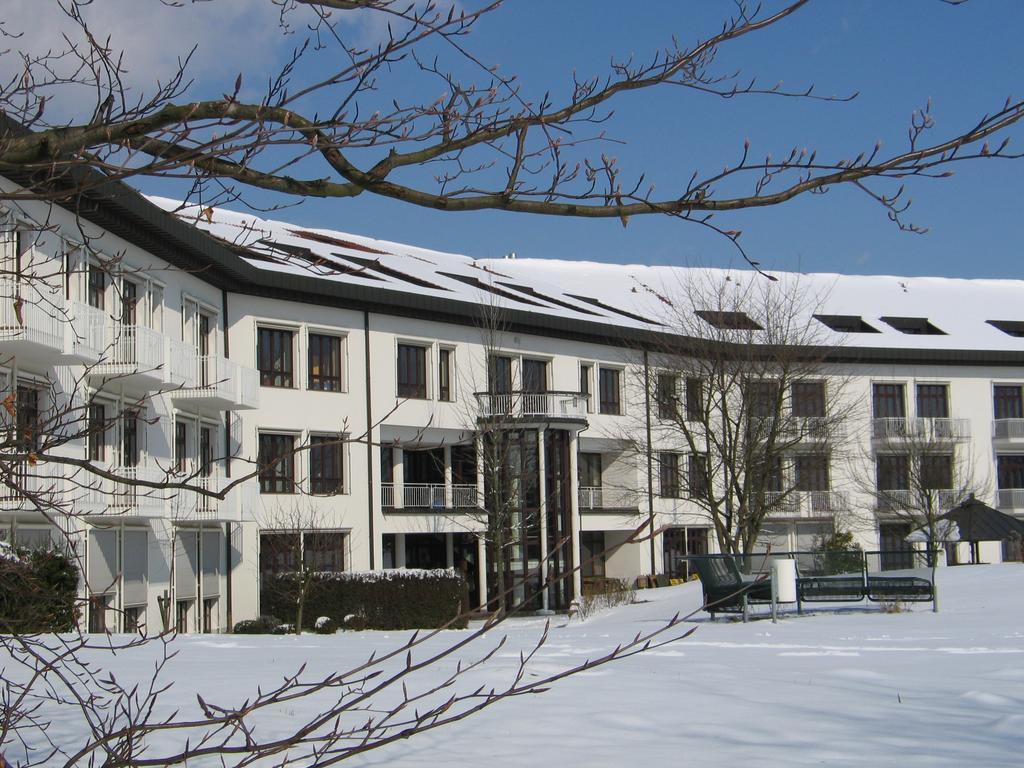 Tagungs- Und Bildungszentrum Steinbach/Taunus Steinbach im Taunus Ngoại thất bức ảnh