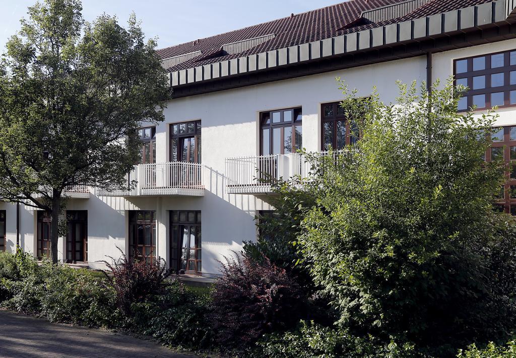Tagungs- Und Bildungszentrum Steinbach/Taunus Steinbach im Taunus Ngoại thất bức ảnh