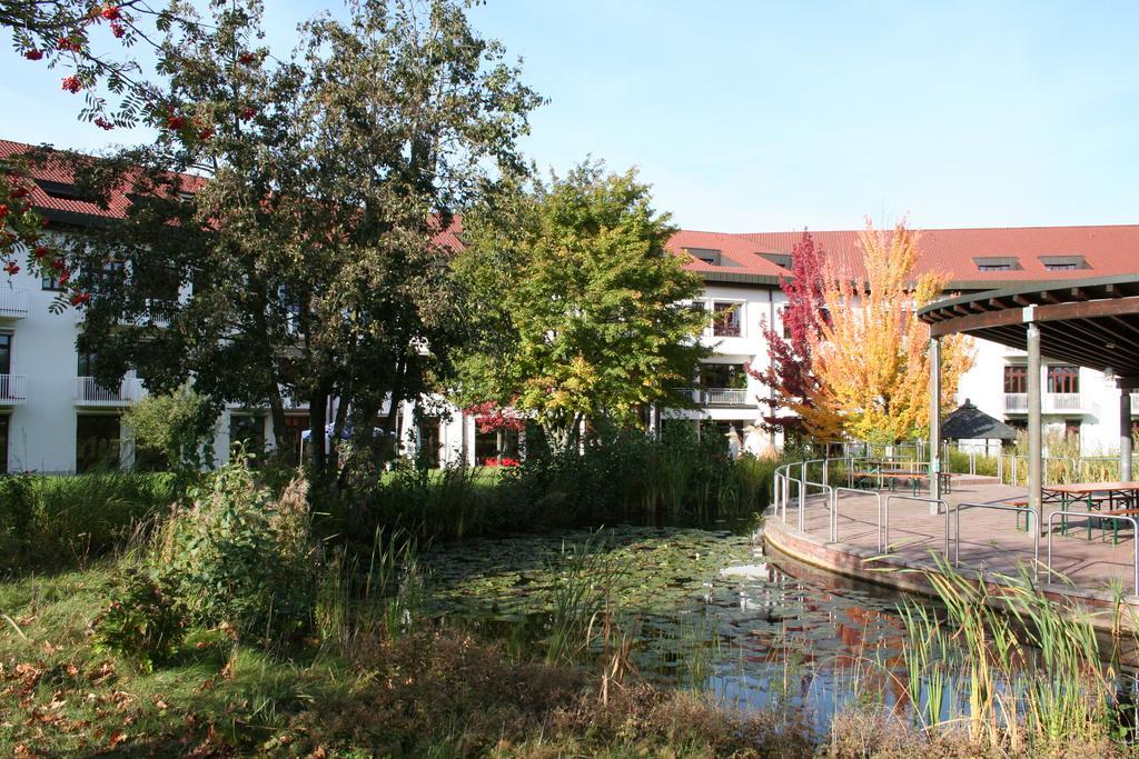 Tagungs- Und Bildungszentrum Steinbach/Taunus Steinbach im Taunus Ngoại thất bức ảnh