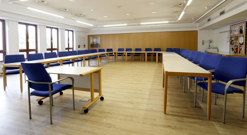 Tagungs- Und Bildungszentrum Steinbach/Taunus Steinbach im Taunus Ngoại thất bức ảnh