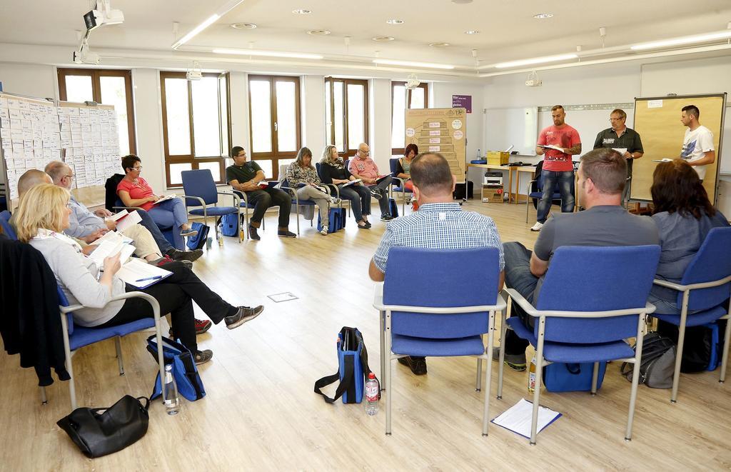 Tagungs- Und Bildungszentrum Steinbach/Taunus Steinbach im Taunus Ngoại thất bức ảnh